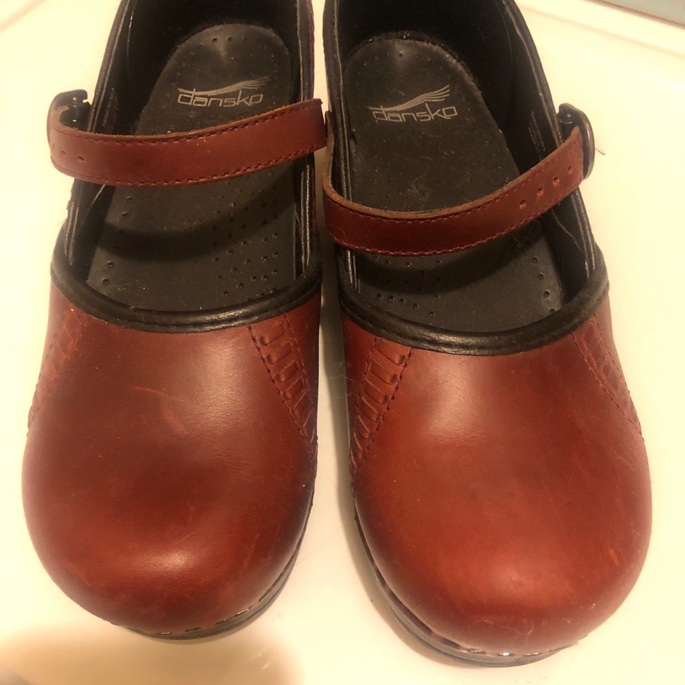 Dansko maryjane size 36